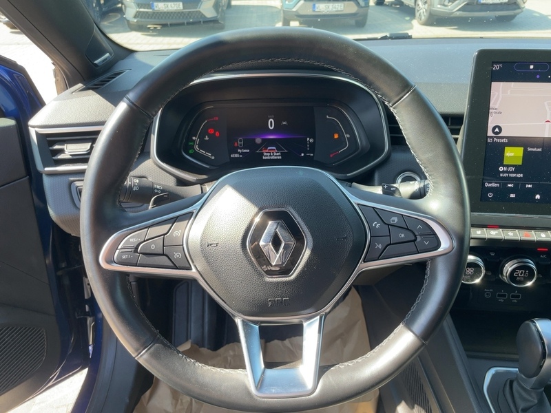 Fahrzeugabbildung Clio EDITION ONE TCe 130 EDC +8-FACH+WINTER-PAKET+ Bild 8 von 15