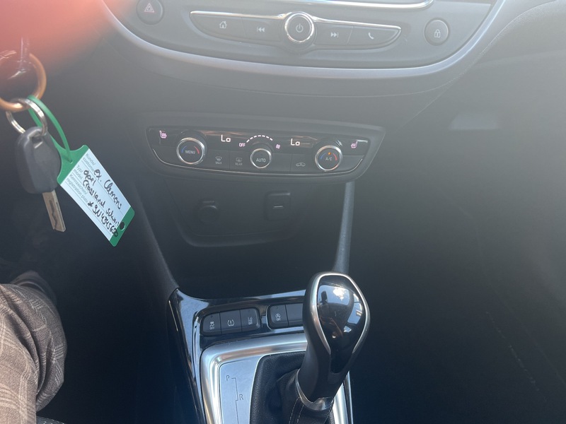 Fahrzeugabbildung Crossland 1.2 Turbo Edition S/S Bild 10 von 13