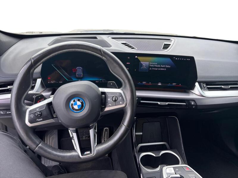 BMW X1 U11