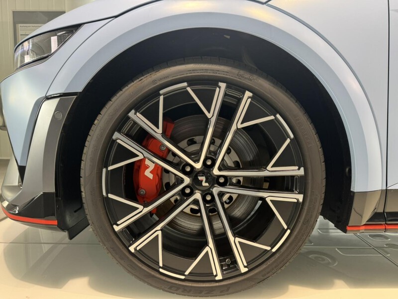 Fahrzeugabbildung IONIQ 5 N (MY25) MJ24 84 kWh (609 PS) 4WD Ledersitze Bild 14 von 15