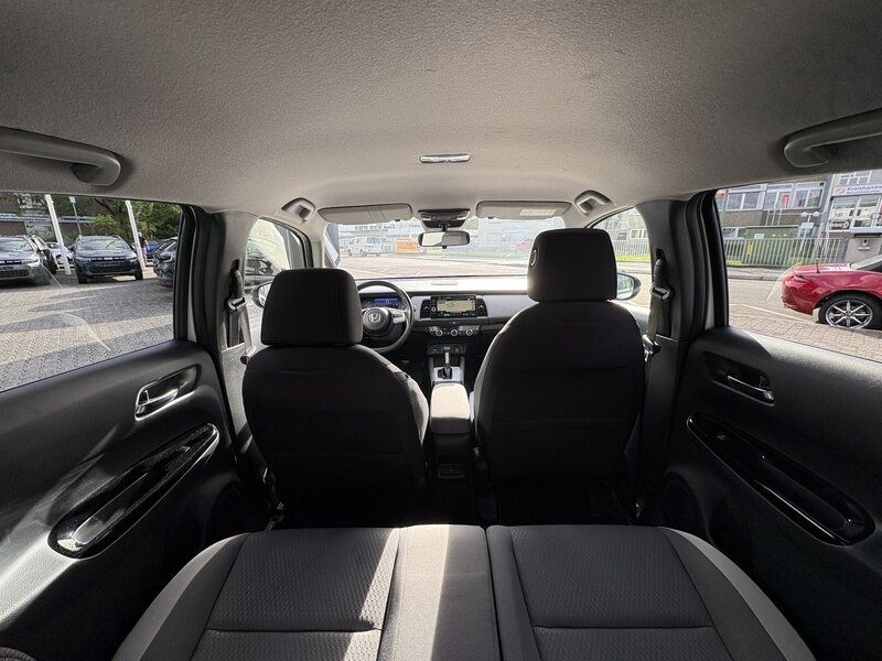 Fahrzeugabbildung Jazz e:HEV Crosstar Executive Bild 11 von 18