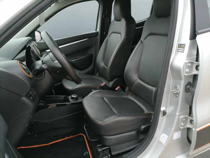 Fahrzeugabbildung Spring Electric 45 Comfort Plus Bild 7 von 14