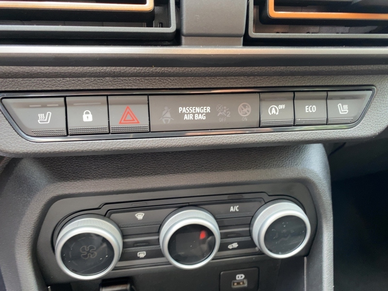 Fahrzeugabbildung Sandero Stepway Expression TCe 100 ECO-G Bild 21 von 21