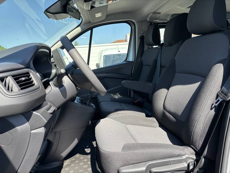 Renault Trafic Combi