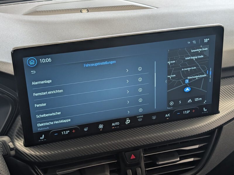 Fahrzeugabbildung Kuga 1.5 EcoBoost ST-Line X 4-Jahre FGS Bild 32 von 47