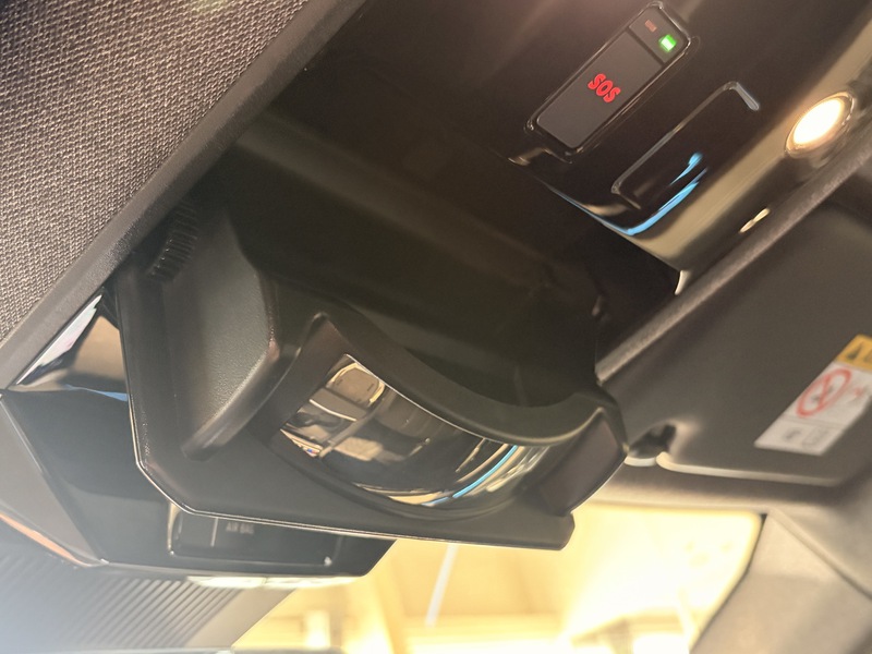 Fahrzeugabbildung Austral Techno Full Hybrid 200 PS Bild 39 von 50