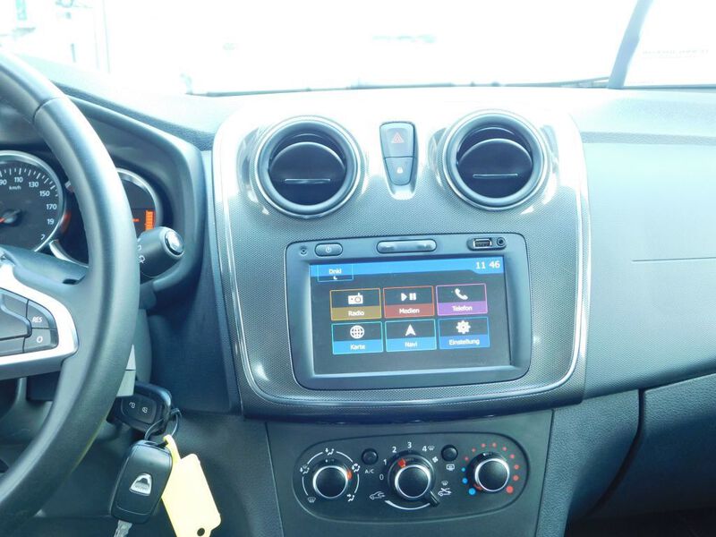 Fahrzeugabbildung Sandero II Stepway Prestige TCe 90 Bild 11 von 15