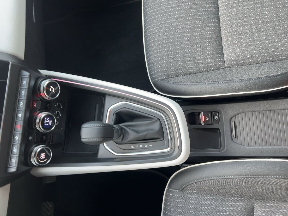 Renault Clio – Bild 12