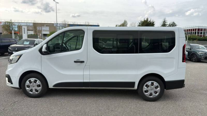 Renault Trafic Combi