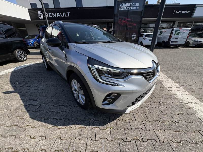 Fahrzeugabbildung Captur II 1.3 TCe 140 Intens GPF Bild 2 von 18