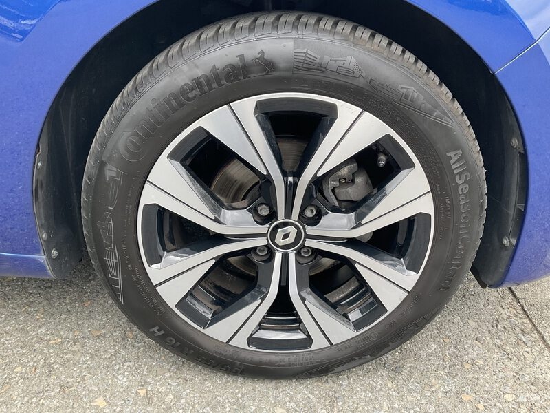 Fahrzeugabbildung Clio *Navigation*Winterpaket* Bild 21 von 21
