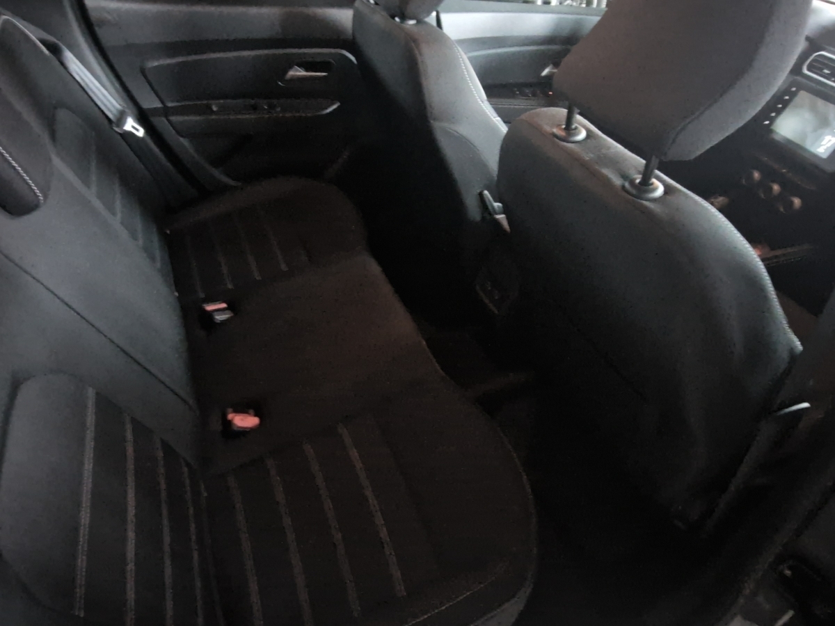 Dacia Duster – Bild 8