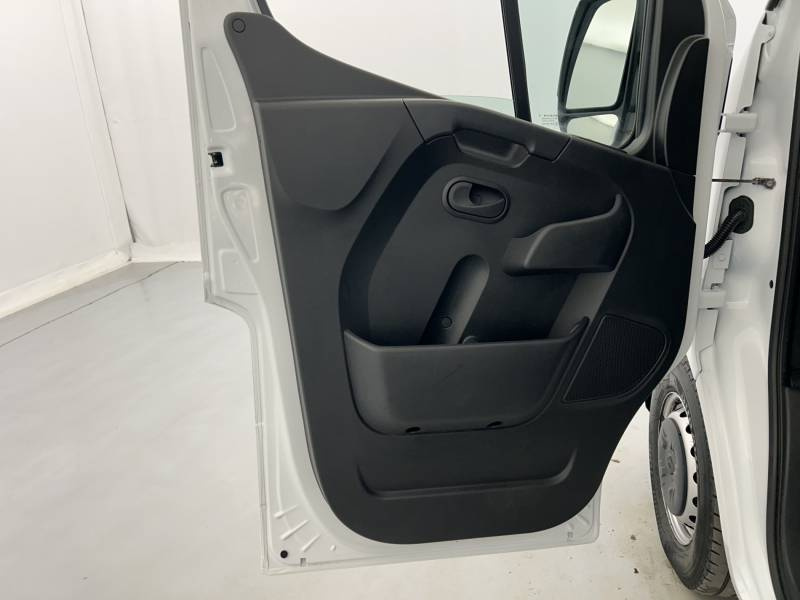 Renault Master III
