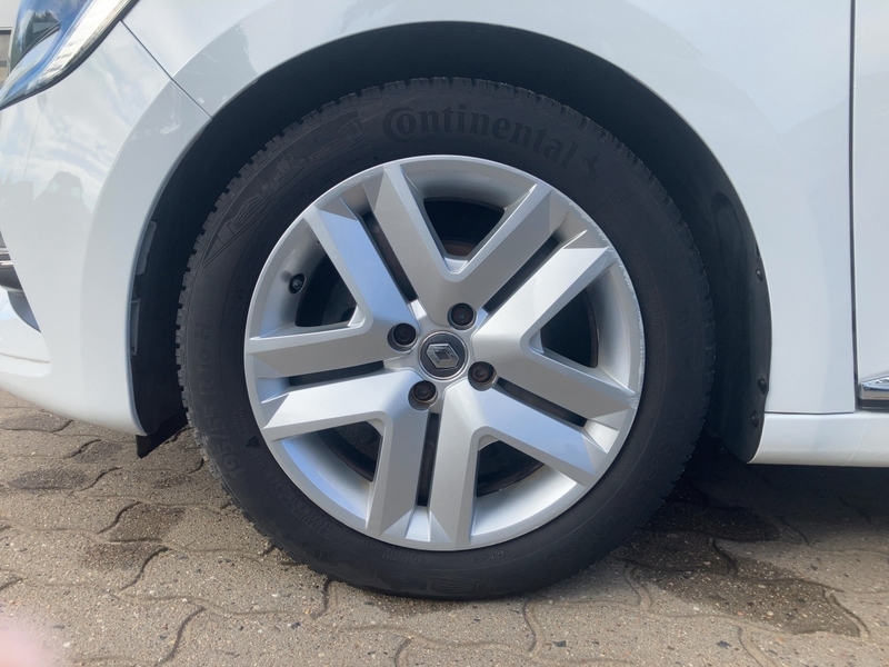 Fahrzeugabbildung Clio BUSINESS SCe 75 Navi+Klima Bild 12 von 20