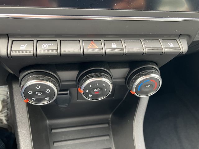 Renault Clio – Bild 18