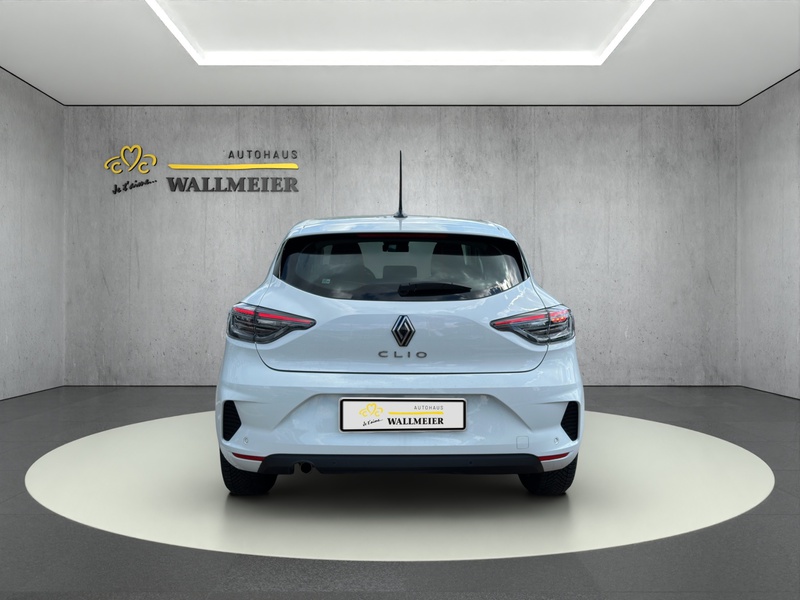 Fahrzeugabbildung Clio Evolution TCe 100 LPG GAS Bild 6 von 15