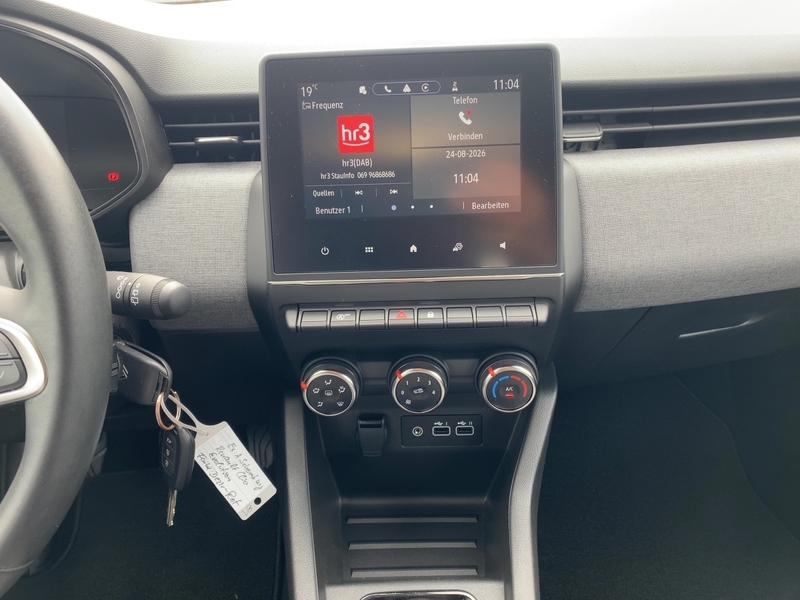 Fahrzeugabbildung Clio EVOLUTION SCe 65 Bild 11 von 19