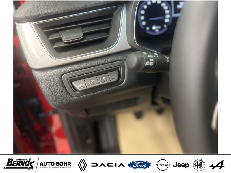 Fahrzeugabbildung Captur TCe Mild Hybrid 140 GPF Bild 22 von 28