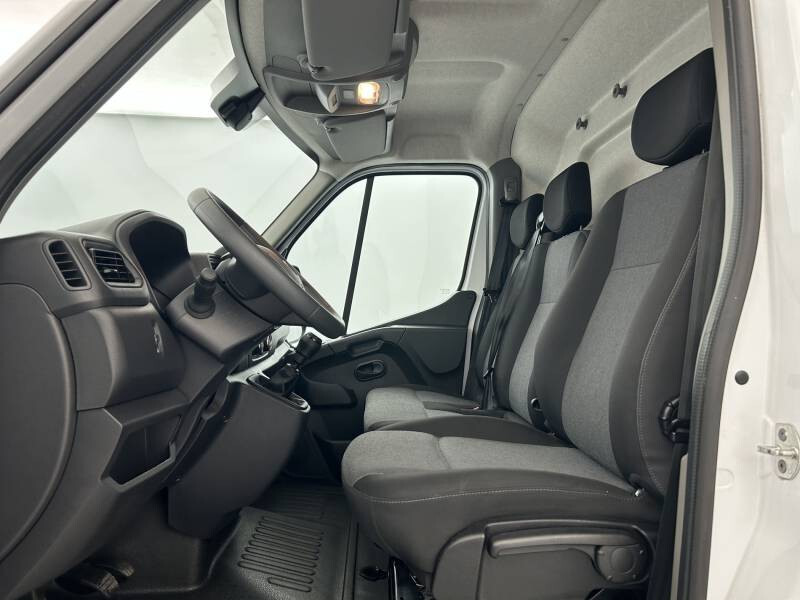 Renault Master III