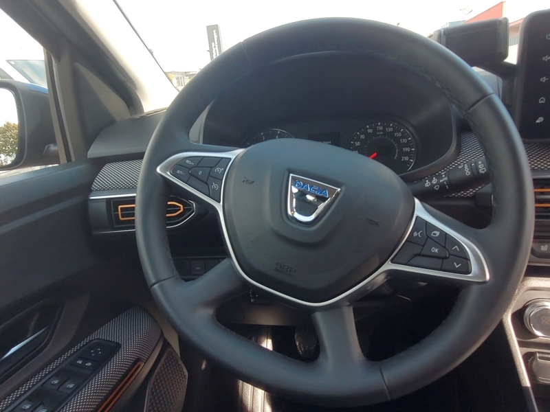 Fahrzeugabbildung Sandero Stepway Comfort TCe 100 ECO-G (MY2021) Bild 10 von 12