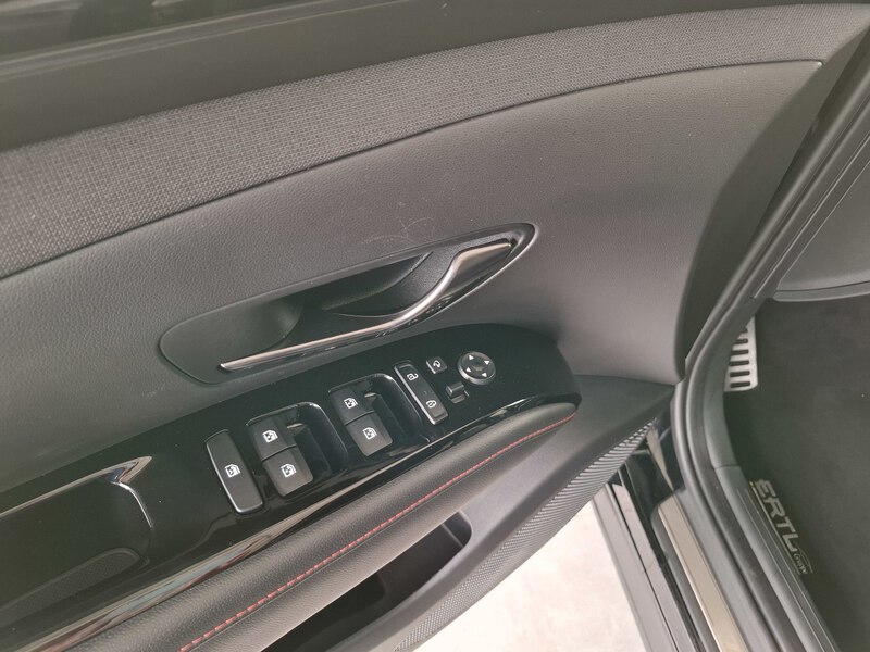Fahrzeugabbildung TUCSON 1.6 T-GDI 150PS 48V 7-DCT 2WD N Line MJ23 Bild 39 von 47