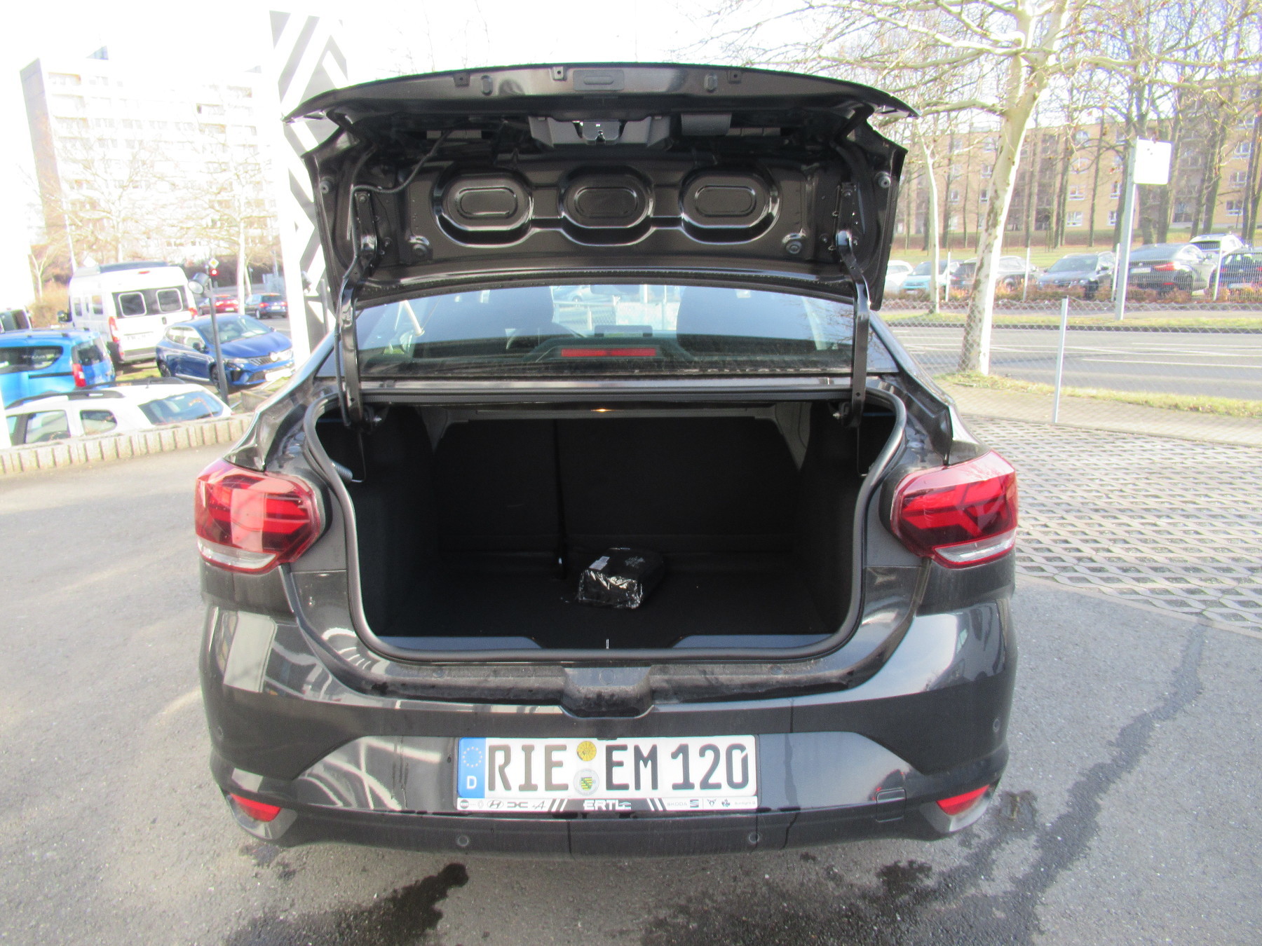 Dacia Logan – Bild 17
