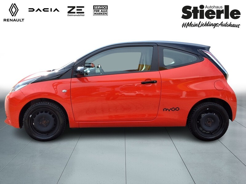 Fahrzeugabbildung Aygo LED/KLIMA/RÜCKFAHRKAMERA/ Bild 3 von 14