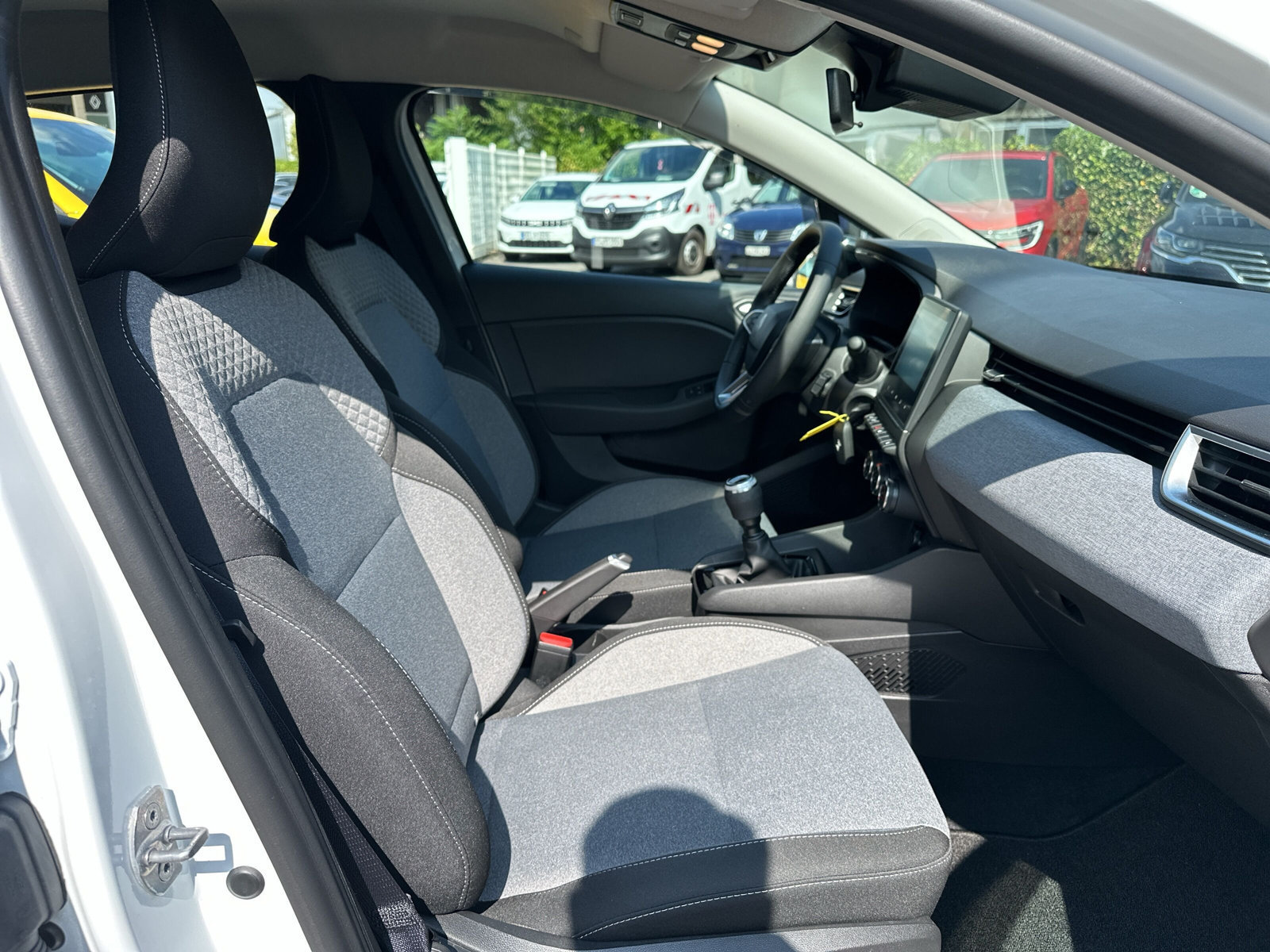 Renault Clio – Bild 11
