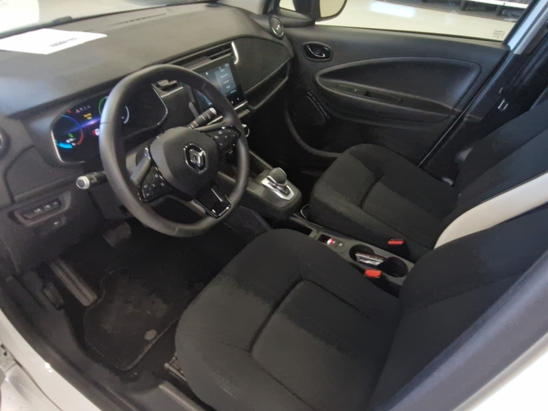 Fahrzeugabbildung Zoe Z.E.50 Entry Klima Tempomat DAB+ Bild 10 von 16