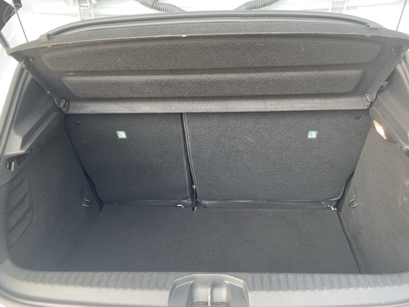 Fahrzeugabbildung Clio V 1.0 TCe 90 Intens Bild 5 von 15