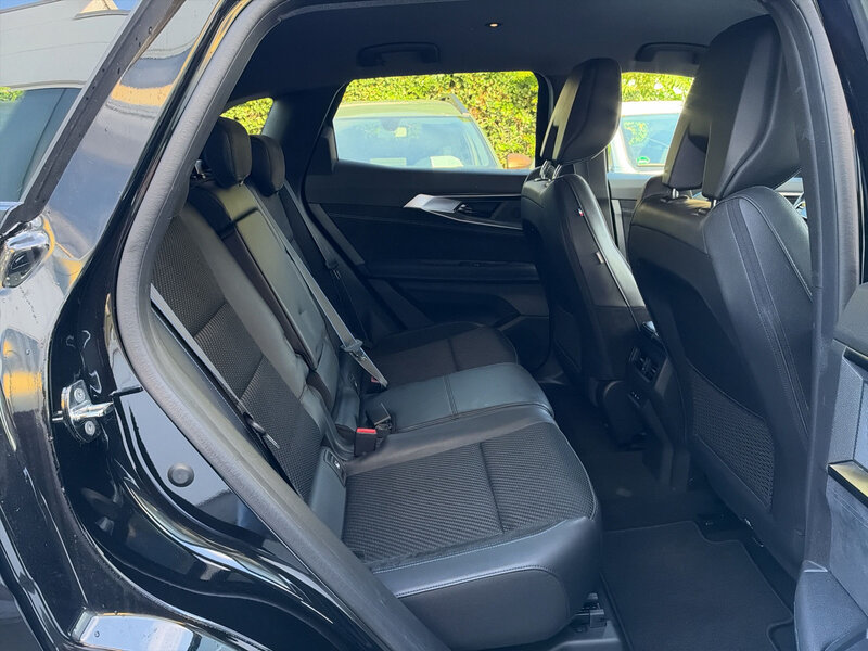 Fahrzeugabbildung Austral Techno Esprit Alpine E-TECH Full Hybrid 200 Bild 12 von 20