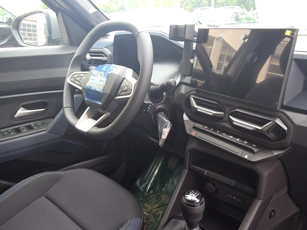 Dacia Duster – Bild 11