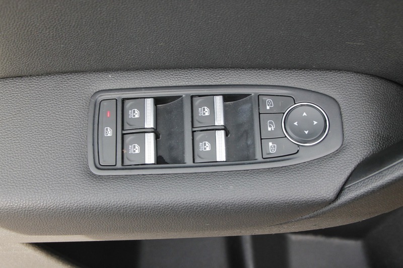 Fahrzeugabbildung Captur II INTENS TCe 140 EDC Bild 14 von 21