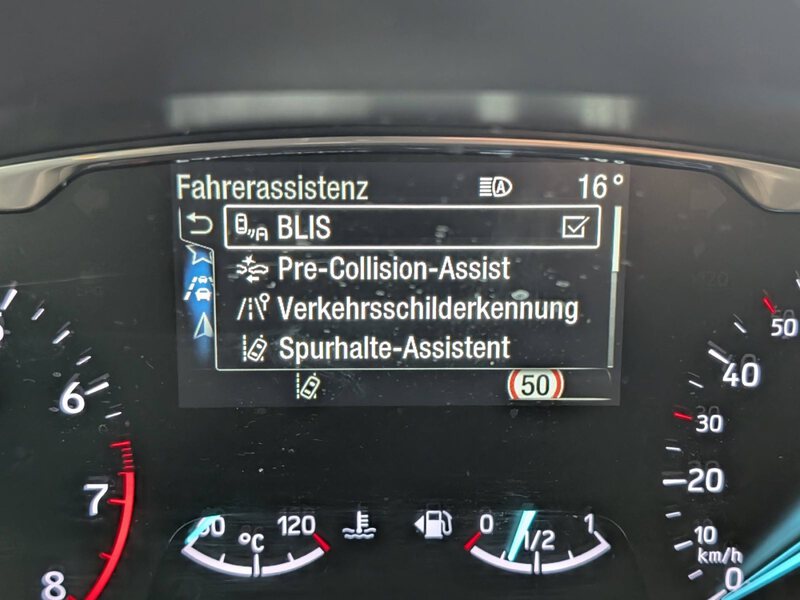 Fahrzeugabbildung Puma 1.0 EcoBoost MHEV Titanium X Massage B&O Bild 35 von 49