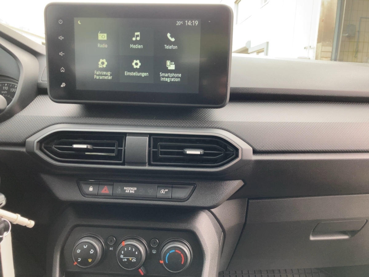 Dacia Sandero – Bild 11