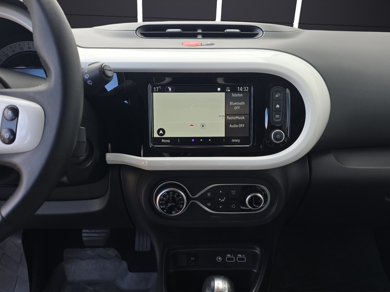 Fahrzeugabbildung Twingo Navi Rückfahrkamera Sitzheizung Bild 12 von 15