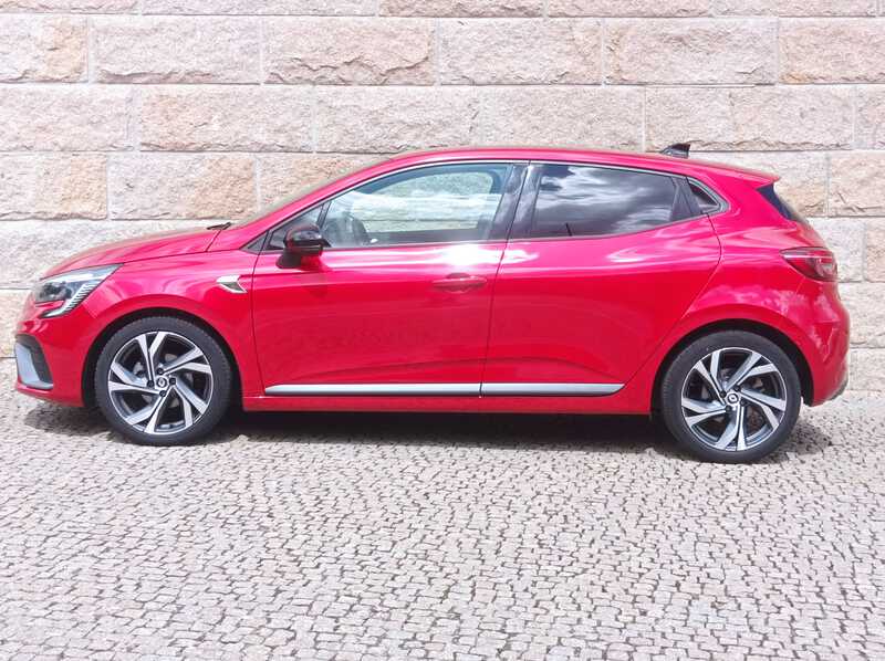 RENAULT Clio Rs Line — photo 3