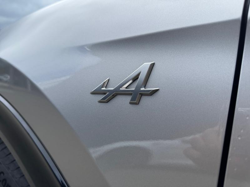 Alpine A390