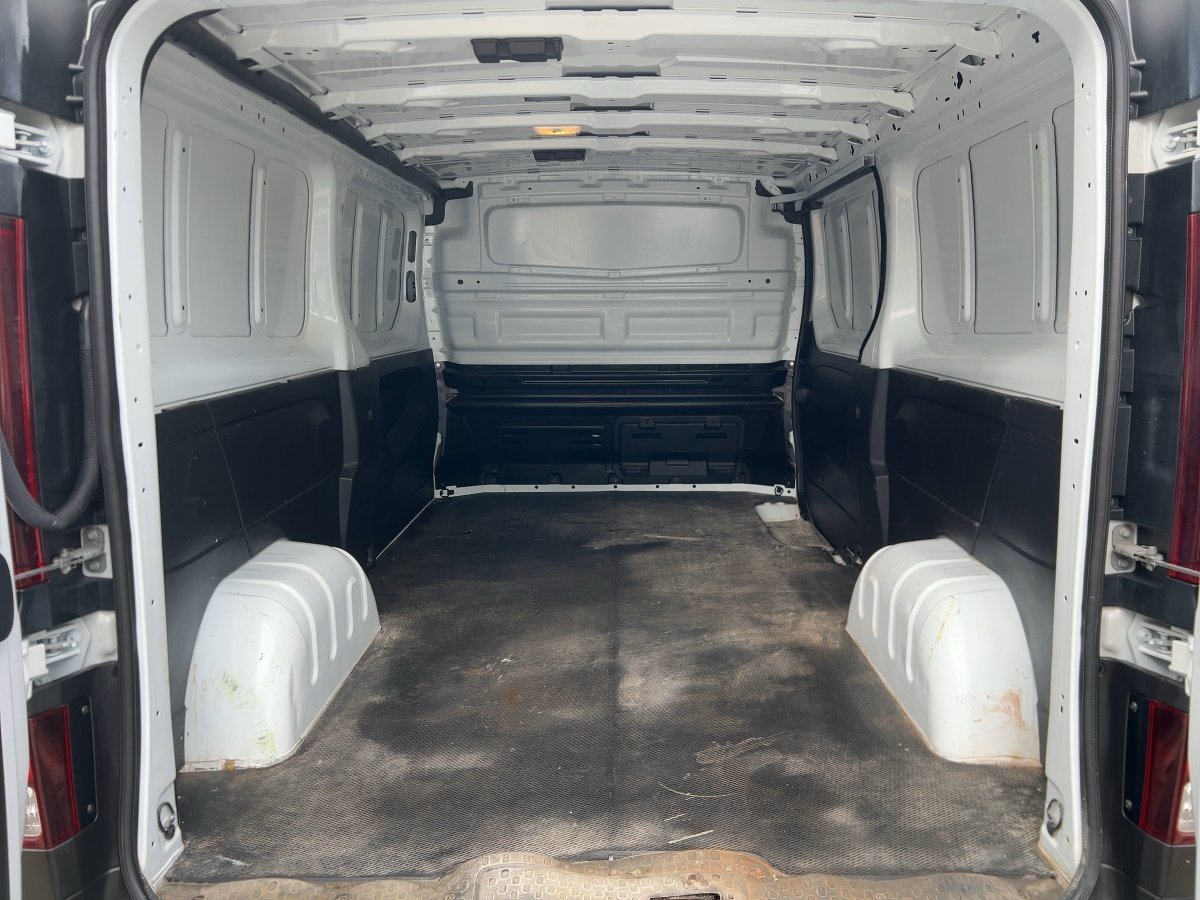 Renault Trafic – Bild 17