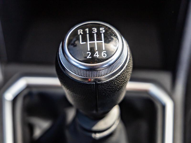 Fahrzeugabbildung Sandero NAVI PDC KLIMA BT Bild 12 von 15