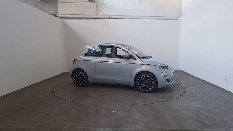 Fiat 500e Berline MY22 Serie 1 Step 1