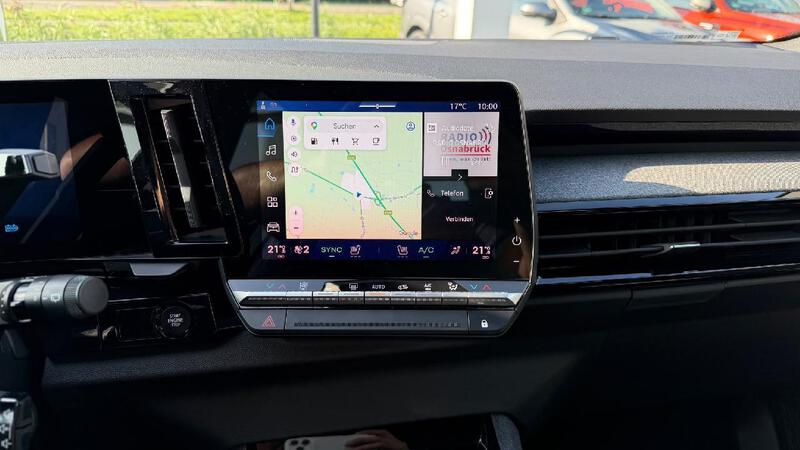 Fahrzeugabbildung Austral E-Tech Full Hybrid 200 Bild 12 von 16
