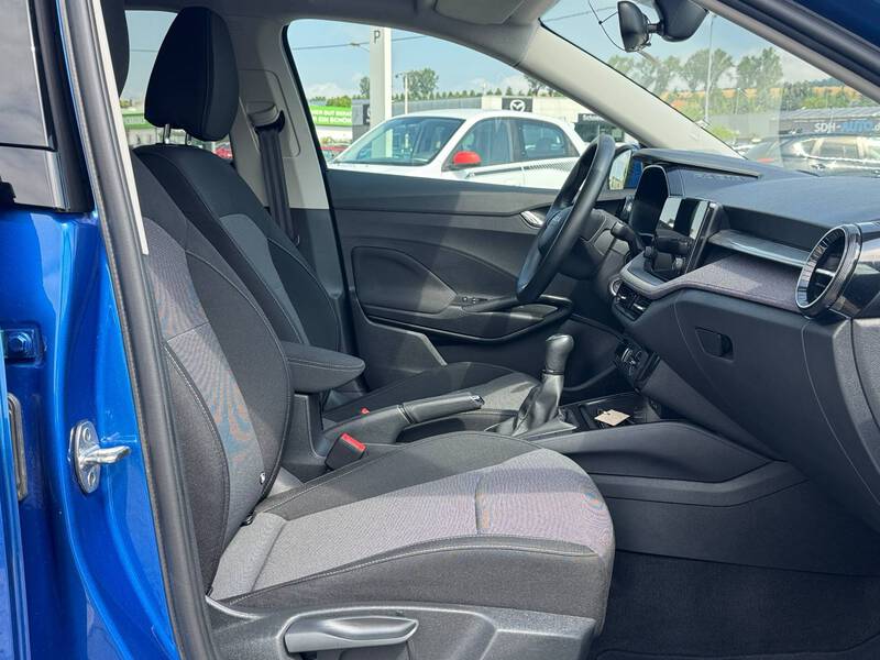 Fahrzeugabbildung Fabia *Klima/CarPlay/EPH* Bild 8 von 12