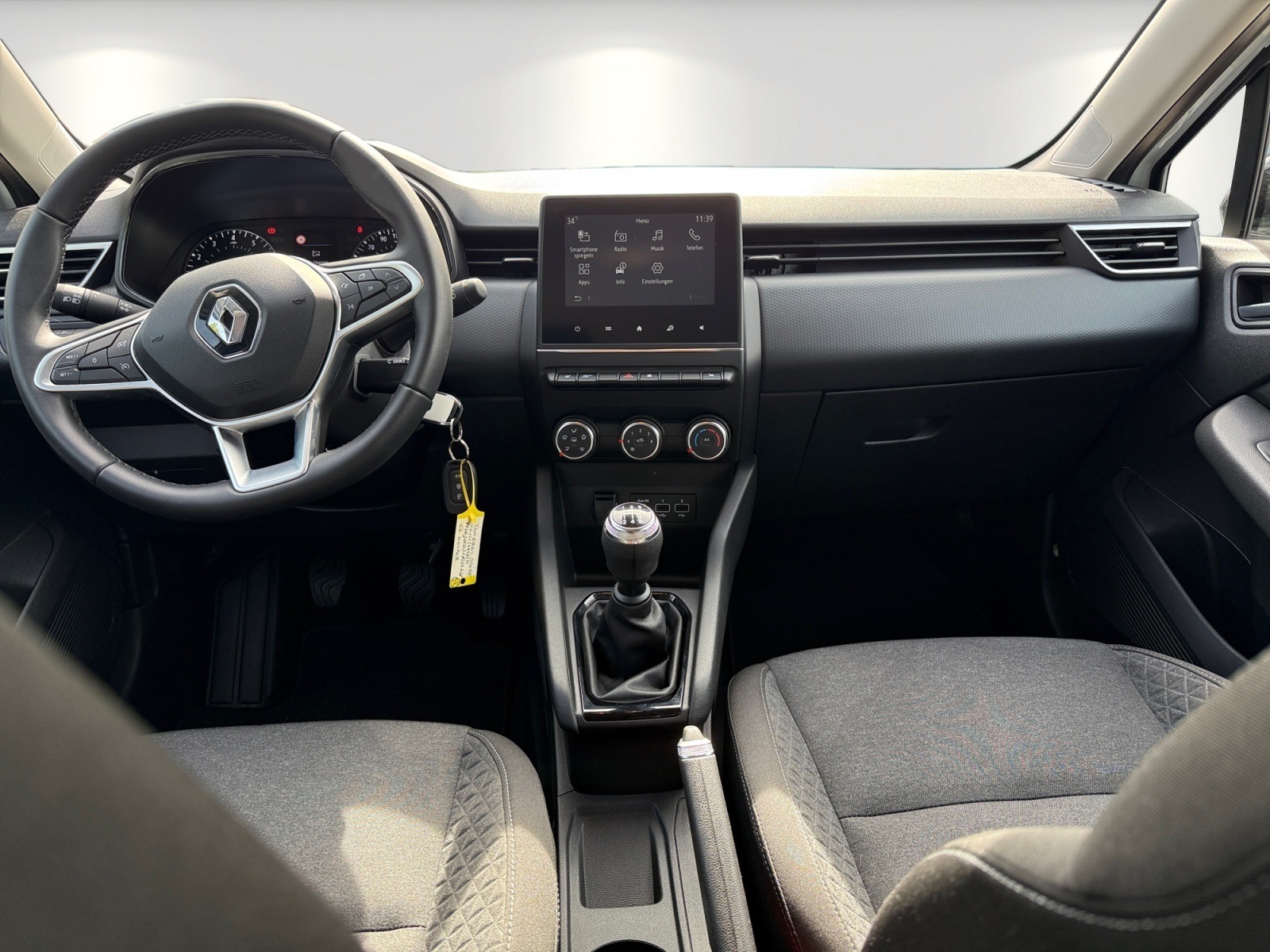 Renault Clio – Bild 9