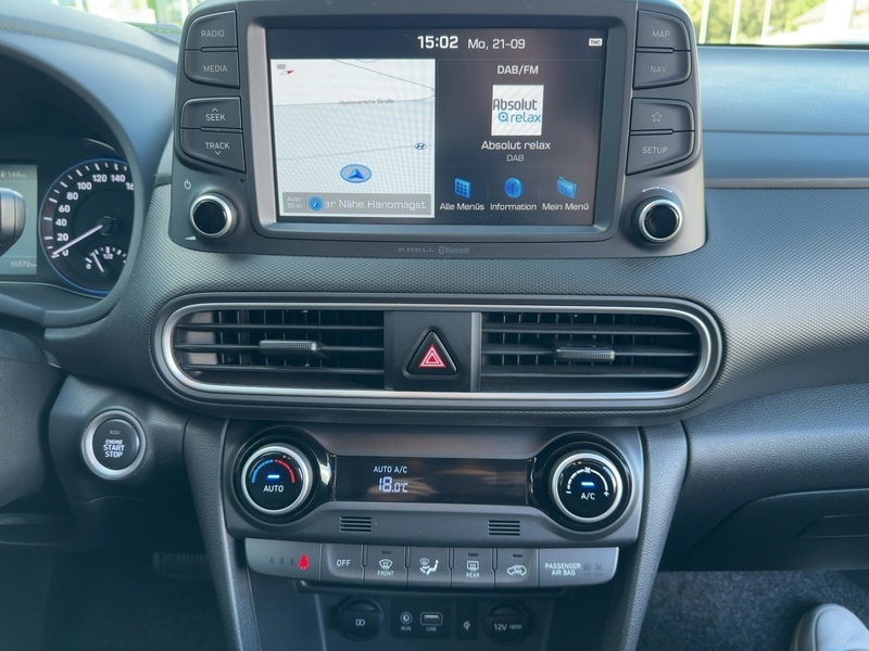 Fahrzeugabbildung KONA 1.6 T-GDI Premium 4WD *AHK*SHZ*LRHZ*SOUNDSYSTEM* Bild 10 von 15