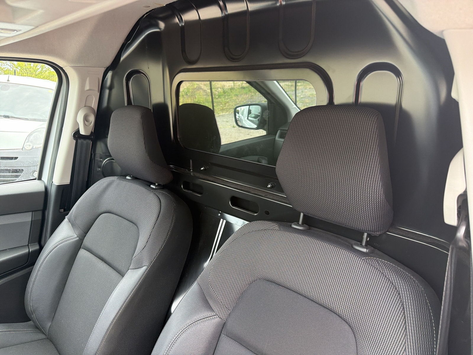 Renault Express – Bild 11