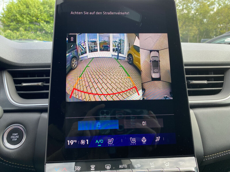 Fahrzeugabbildung Symbioz 360° Bild 19 von 20