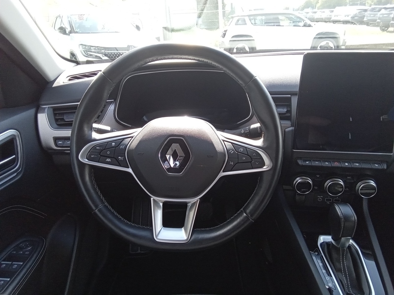 Fahrzeugabbildung Arkana TECHNO E-TECH Hybrid 145 Bild 9 von 15