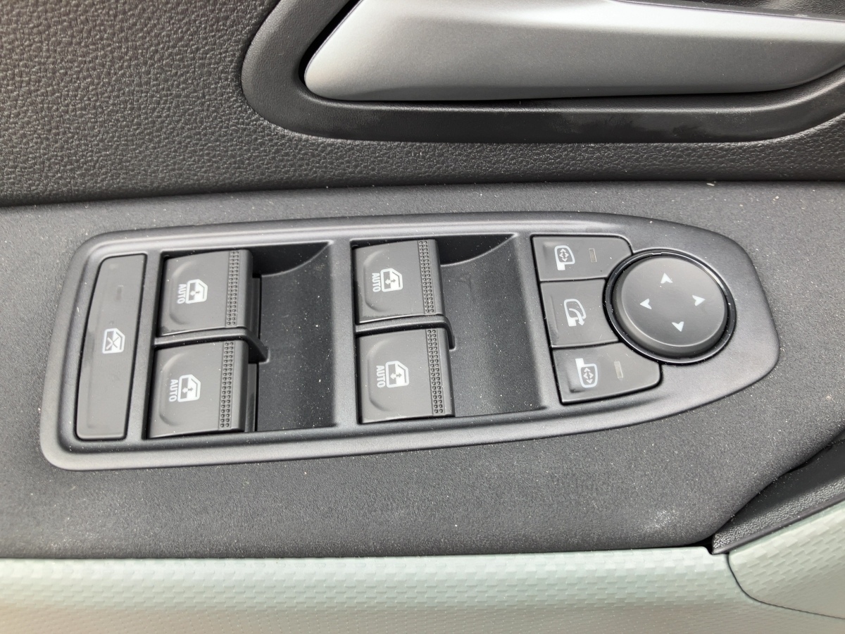 Dacia Duster – Bild 14
