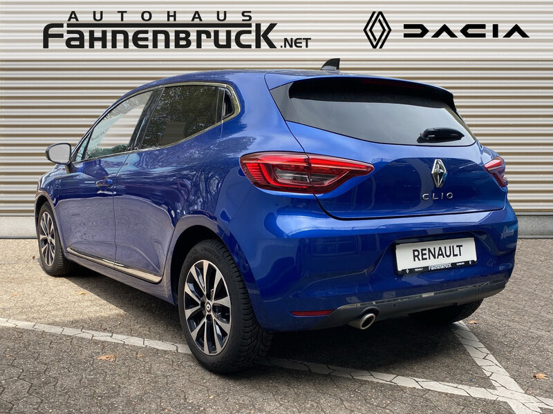 Fahrzeugabbildung Clio Scheckheft Navi Sitzheizung  Bild 3 von 20